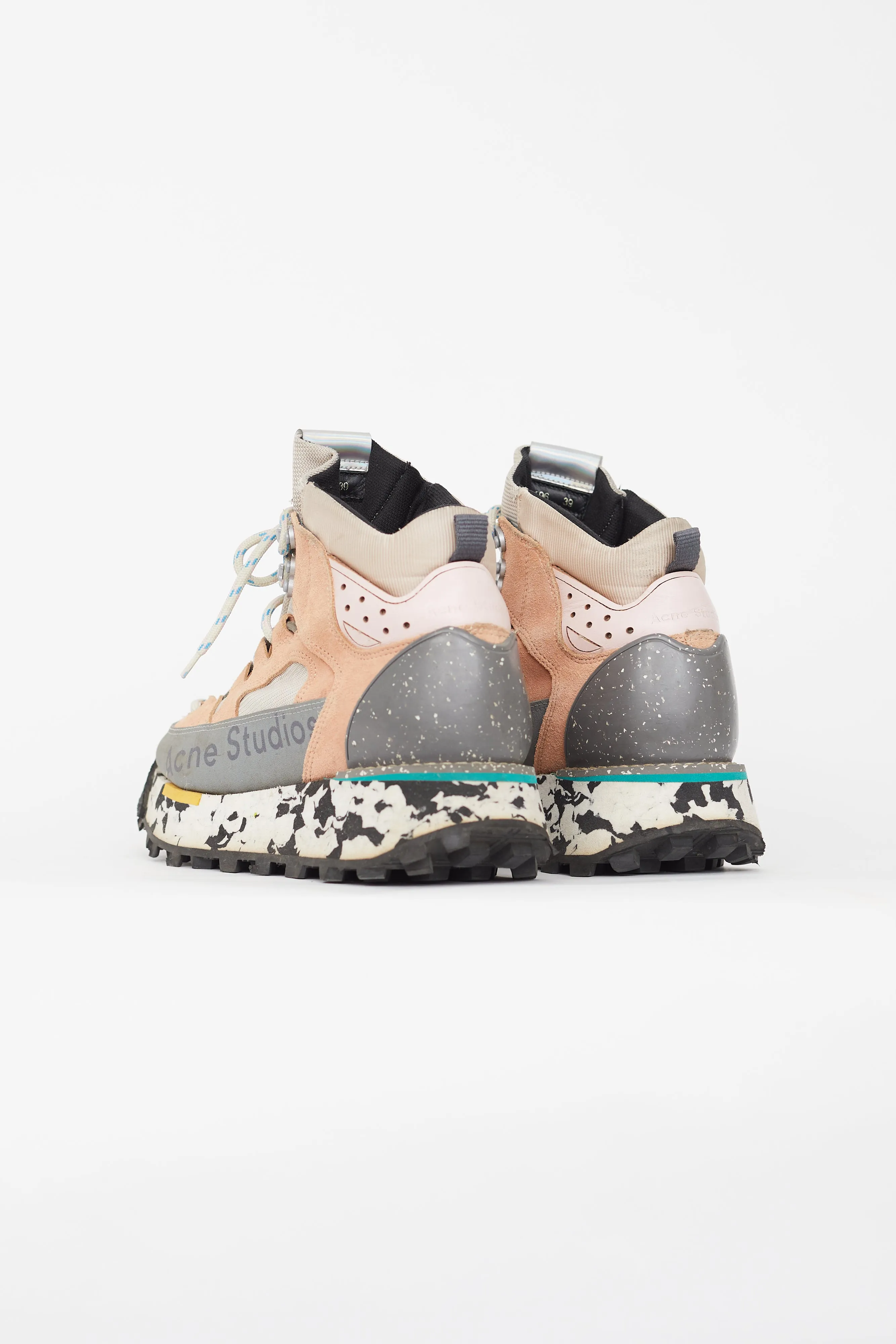 Multicolour Bertrand Hiking Boot